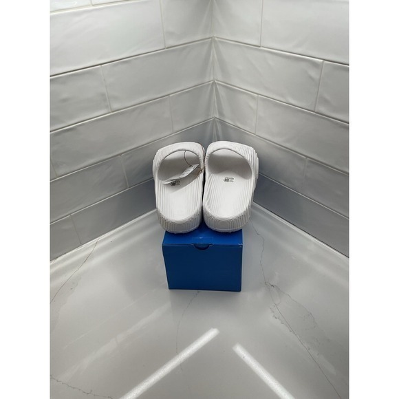 ISLAND CLUB ADILETTE‎ 22 SLIDES men\'s size 13